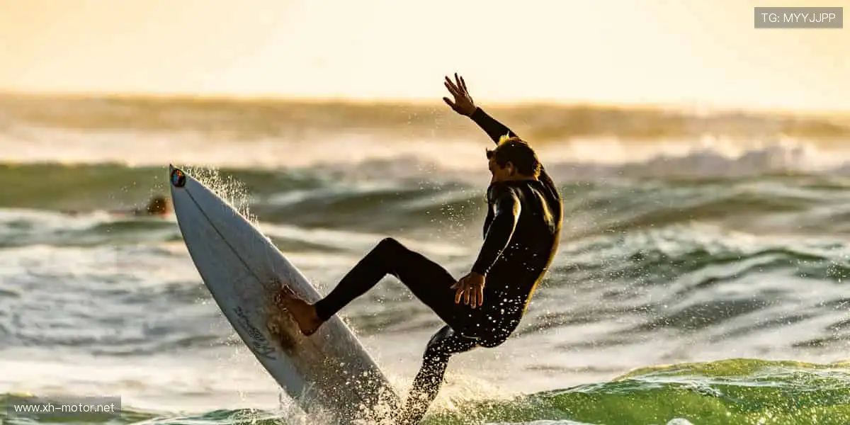 🏆冠军同款，与偶像共享荣耀时刻！